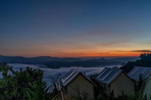 cloud9 and cloud view glamping