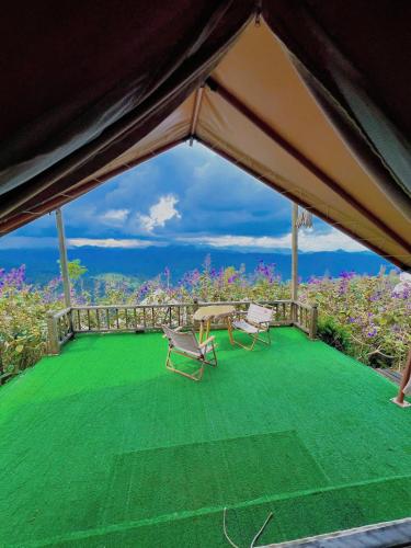 cloud9 and cloud view glamping