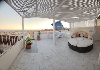 white roof hurghada