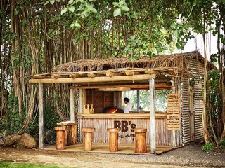 Lux* Grand Gaube,Calodyne>>Anse La Raie,5 star