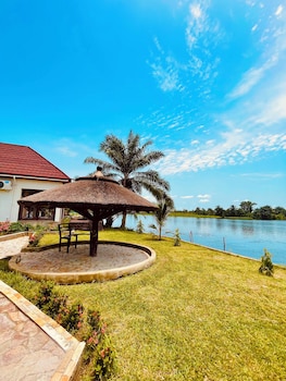platinum blue island resort