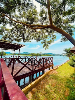 platinum blue island resort