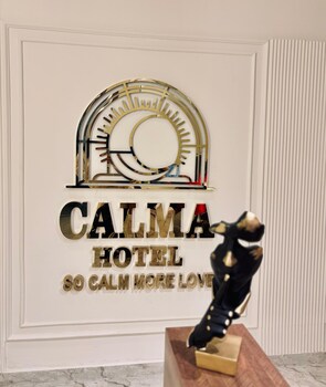 Calma Hotel,,2 star