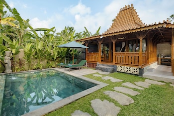 Suraya Ubud Villa,,4 star