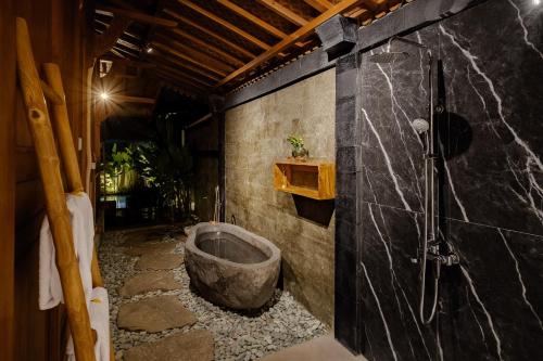 suraya ubud villa