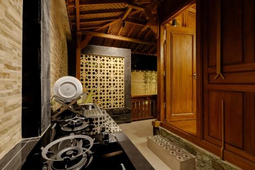 suraya ubud villa
