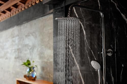 suraya ubud villa