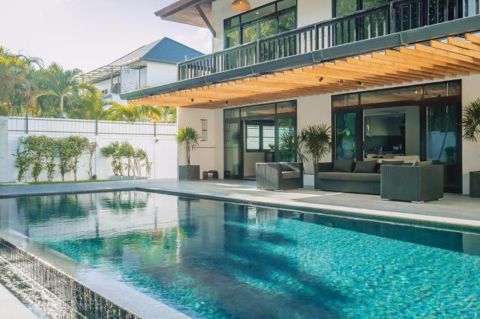 eden pool villa