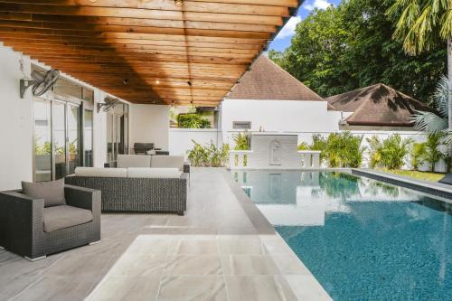 eden pool villa