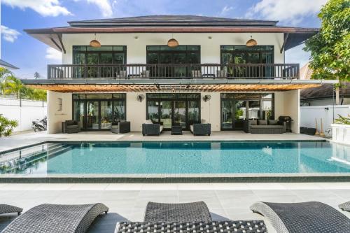 eden pool villa