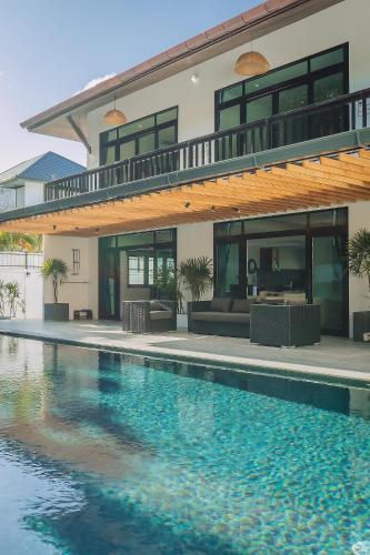 eden pool villa