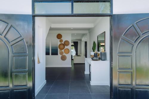 eden pool villa