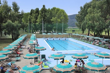 Residence With Pool In Luni Mare,,0 star