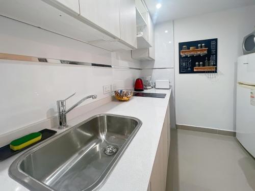 ayres suites moreno
