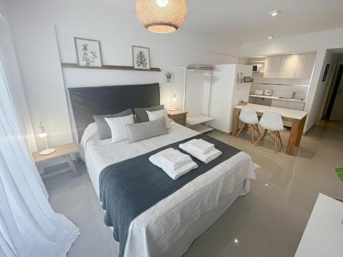 ayres suites moreno