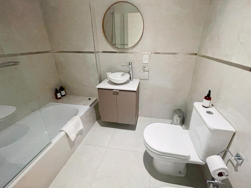 ayres suites moreno