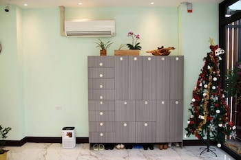 Budai Sun Never Sets B&B,,3 star