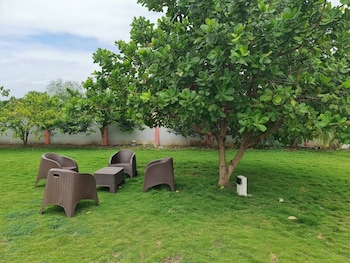 the charways lodge