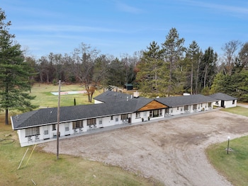 The Windmoor Lodge,,2 star