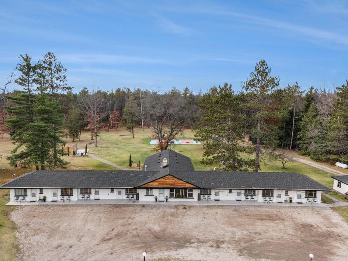 the windmoor lodge