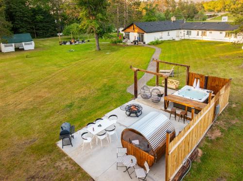 the windmoor lodge