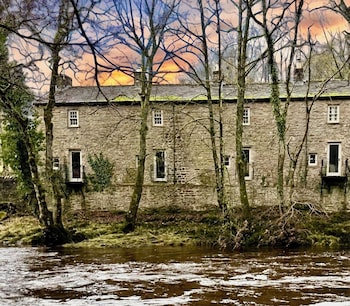 river dance cottage