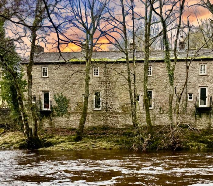 river dance cottage