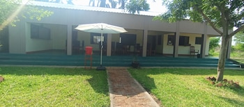 Royal South Luangwa Safaris Lodge,,4 star