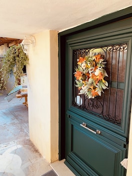 airport cottage house
