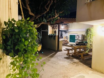 airport cottage house