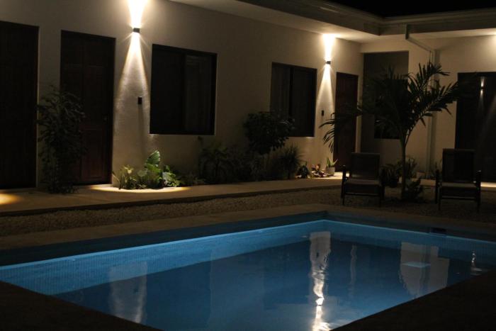 hotel huacas
