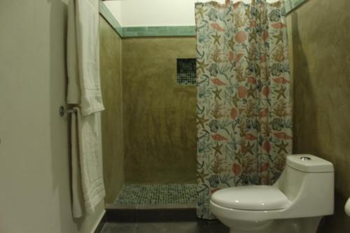 hotel huacas