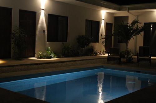 hotel huacas