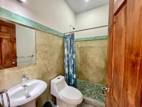 hotel huacas
