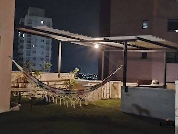 hostel central