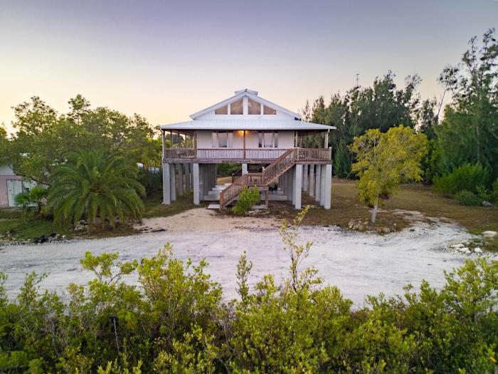 starlight serenity hideaway w stunning views