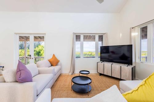 starlight serenity hideaway w stunning views