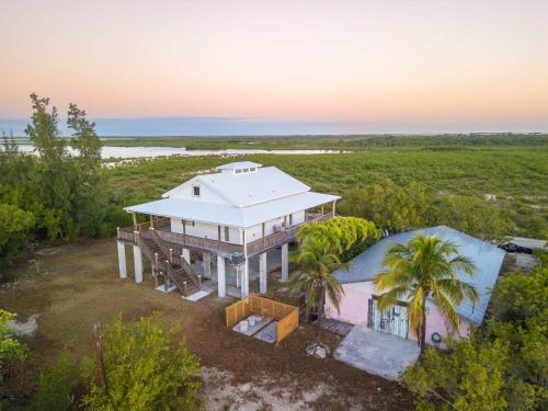 starlight serenity hideaway w stunning views