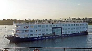 nile bride