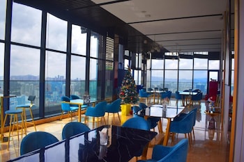 the urban haven at star suite klcc