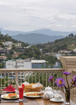 cassendra kandy