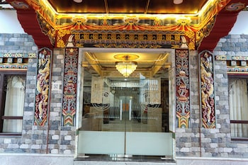 Hotel Lhading,,3 star