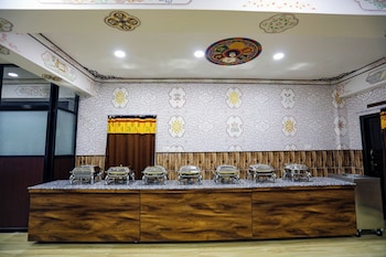 hotel lhading