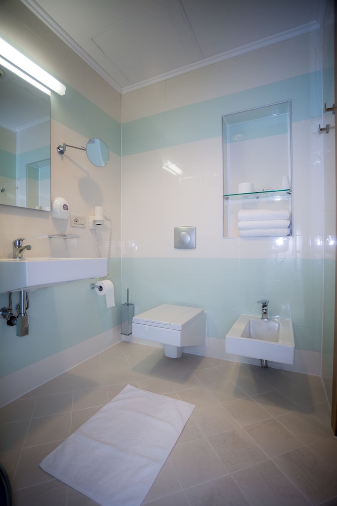 hotel colosseo and spa