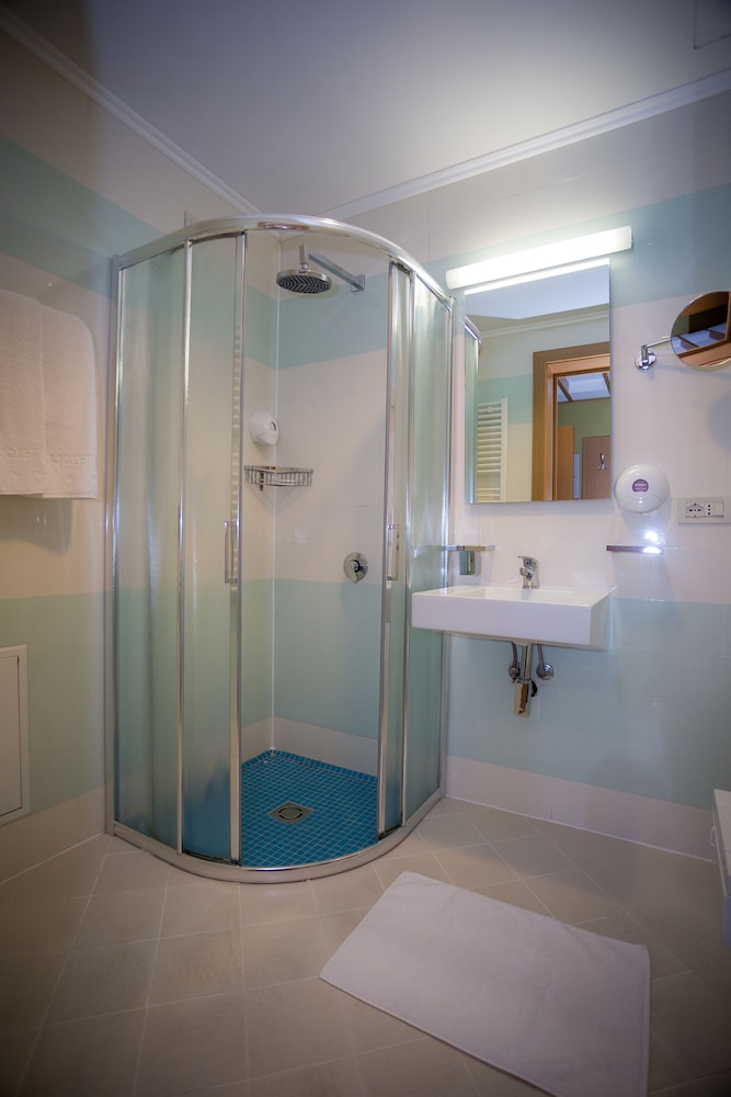 hotel colosseo and spa