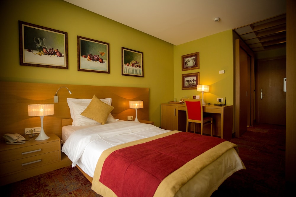 hotel colosseo and spa