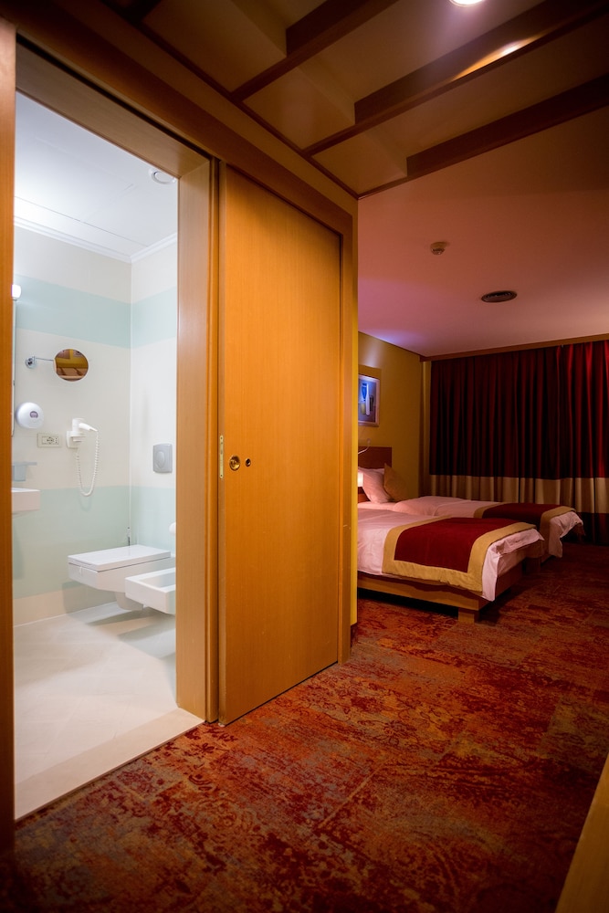 hotel colosseo and spa