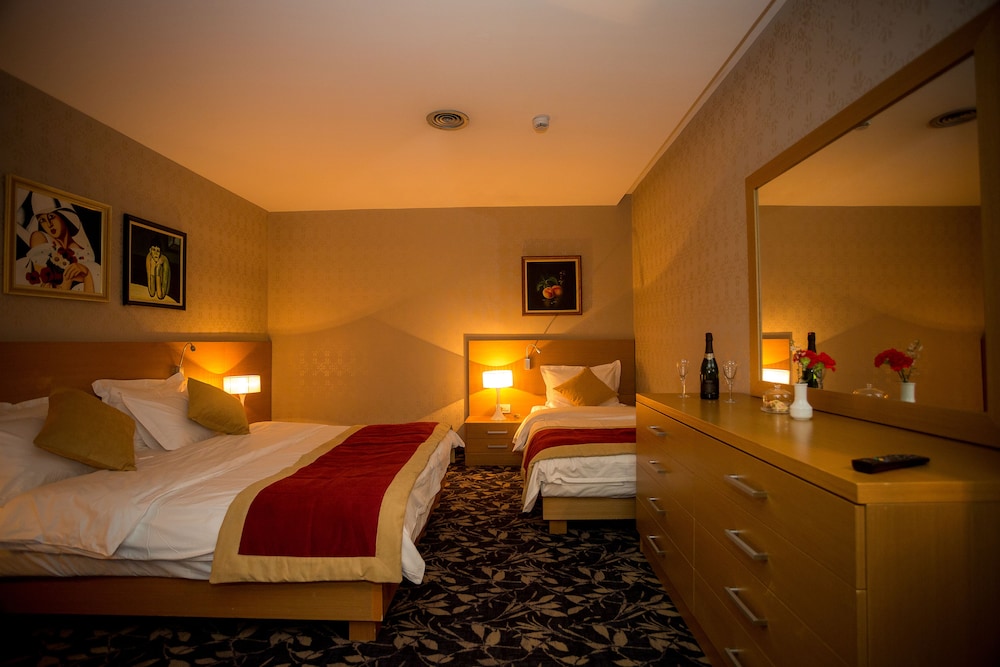 hotel colosseo and spa