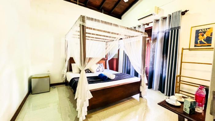 galle catamaran villa