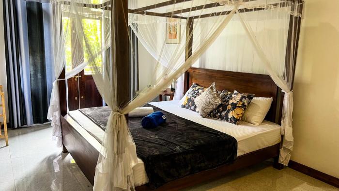 galle catamaran villa